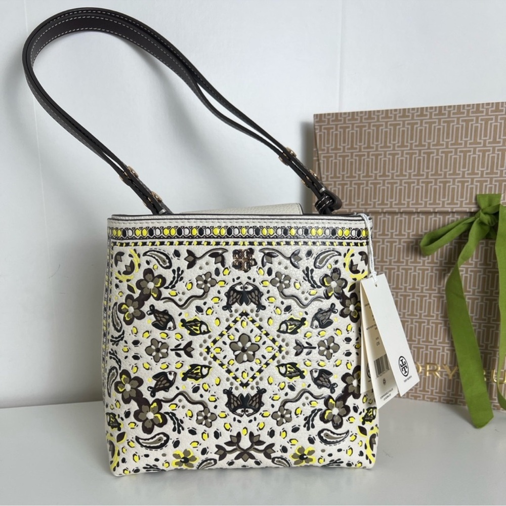 NWT Tory Burch Emerson white multicolor floral paisley Small Bucket Bag